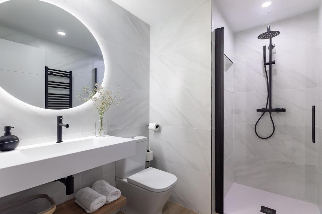 Apartsnoubcn Equador Les Corts Barcelona Kültér fotó
