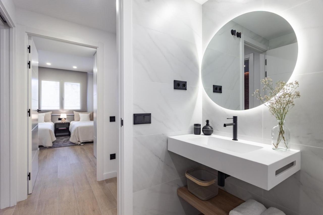 Apartsnoubcn Equador Les Corts Barcelona Kültér fotó
